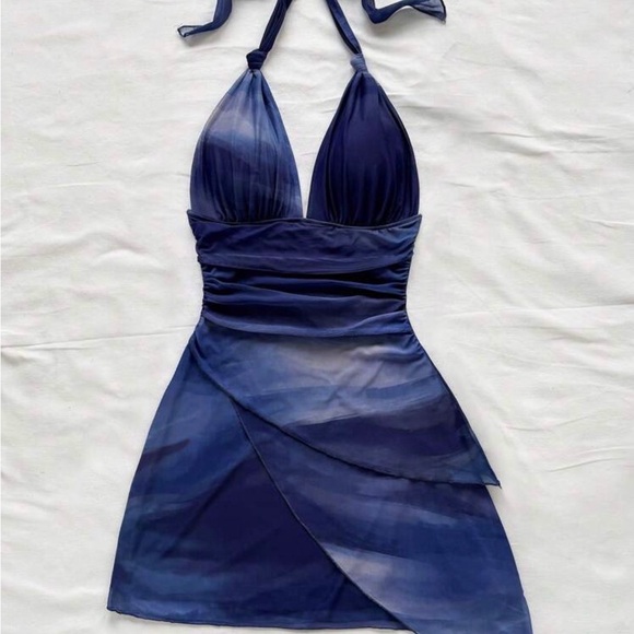 Dress - Picture 3 of 6